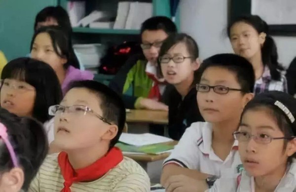 중국 북경 한 초등학교 학생들/ 사진출처=baidu.
