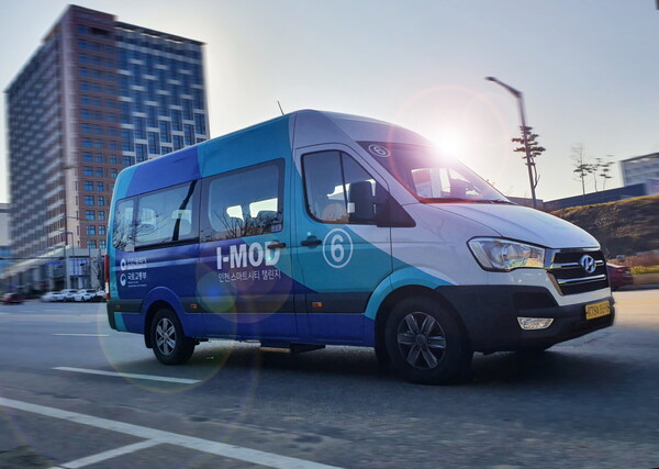 영종국제도시와 송도국제도시에서 운행 중인 I-MOD 버스 모습/사진=씨엘 제공