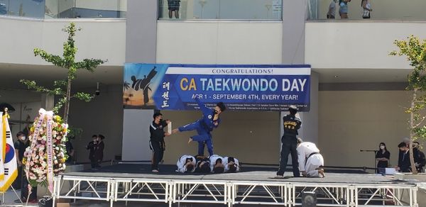 Photo = Courtesy of LA Taekwondo Association