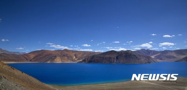 도클람 고원의 판공호수/사진=뉴시스 제공