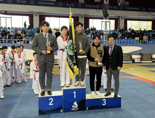 중등부 시상식./사진=서울시 태권도협회 제공