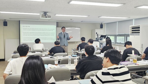 한화에어로스페이스(주) 신입직원 강연 사진(사진 제공 : 건국대학교)